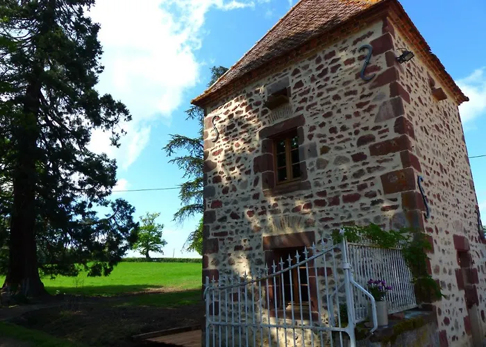 L'Abrejou Bed & Breakfast Le Donjon photo