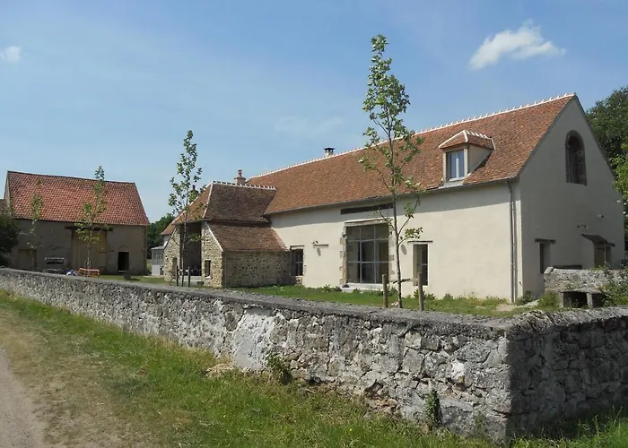 صورة Marvellous Holiday Home In Braize With Garden