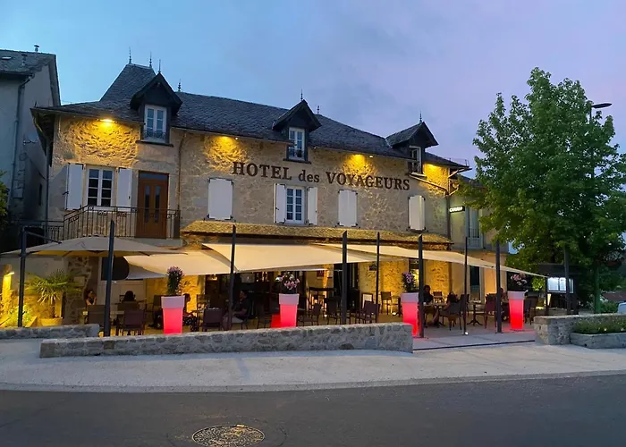 Hotel Des Voyageurs Le Rouget photo