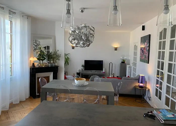 Appartement De Charme 77 M2 Proche Commodites Chamalieres photo