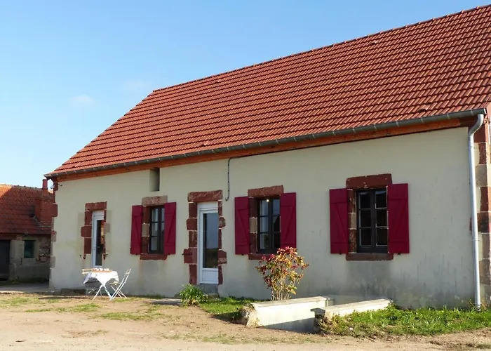 Grande Maison Moderne Avec Jardin, Pres De Chateaux Et Du Parc Le Pal - Fr-1-489-99 Vaumas photo