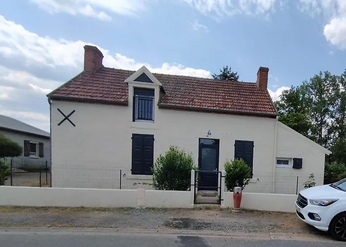 Maison De Campagne Avec Terrain Vallon-en-Sully Foto