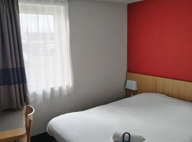 Hotel Inn Design Montlucon photo