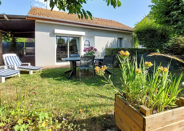 Gorgeous Home In Molinet With Wifi photo