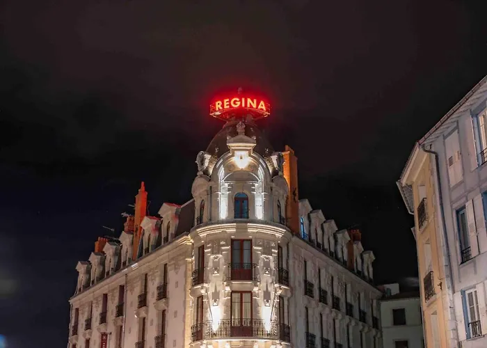 Hotel Et Restaurant Le Regina Le Puy-en-Velay photo