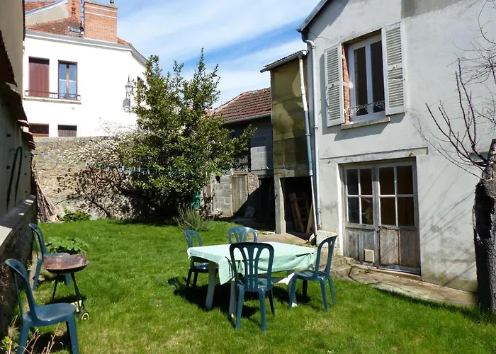 Maison Familiale Au Calme Avec Jardin Clos, Proche Thermes - Fr-1-489-563 Neris-les-Bains photo