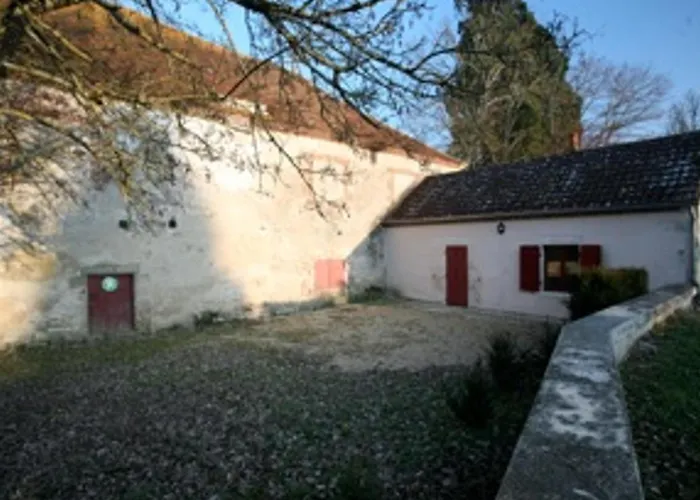 Charmant Gite Au Chateau Renove, Parc Prive, 2 Chambres, Proche Nevers Et Circuit Magny Court - Fr-1-489-163 Le Veurdre photo