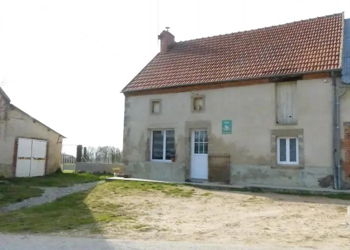 Gite Independant A Saint-Genest Avec Jardin - Fr-1-489-562 foto