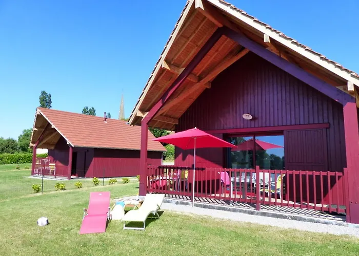 Фото Gites Au Clos Du Paradis Avec Terrasse Et Jardin, Meillard - Fr-1-489-235