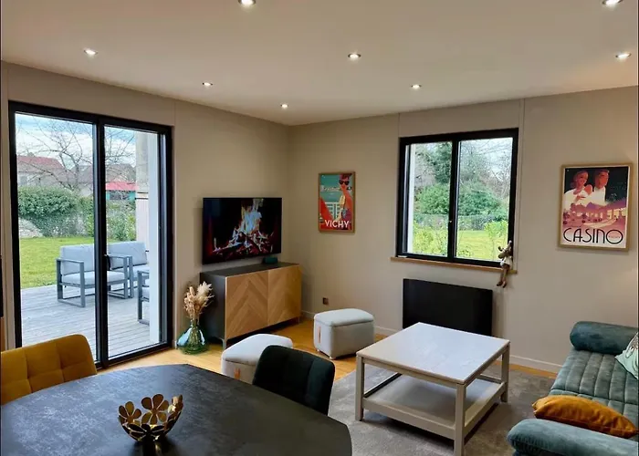 Maison Moderne Au Calme A Gannat φωτογραφία