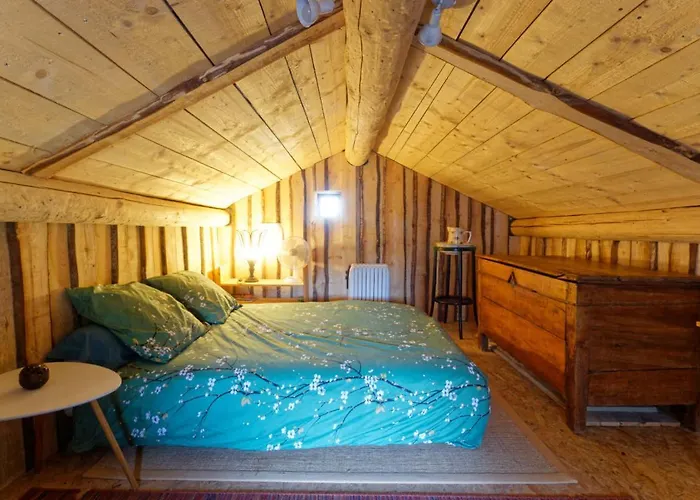 Maisonnette Cocooning, Ancien Four A Pain Saint-Eloy-la-Glaciere Foto