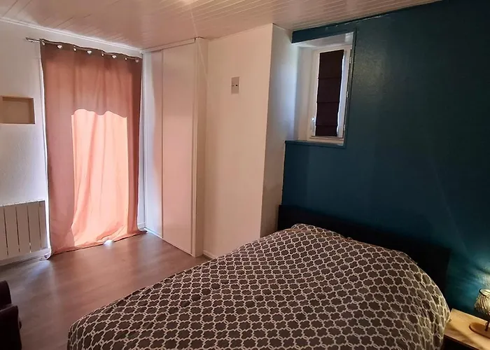 Photo de Maison au calme avec terrasse, climatisé Vertaizon