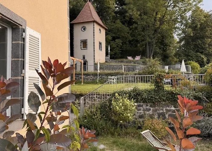 Villa Colombier Pontgibaud képek