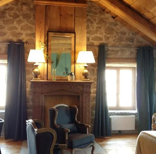 La Petite Grange Hotel Saint-Jeures photo